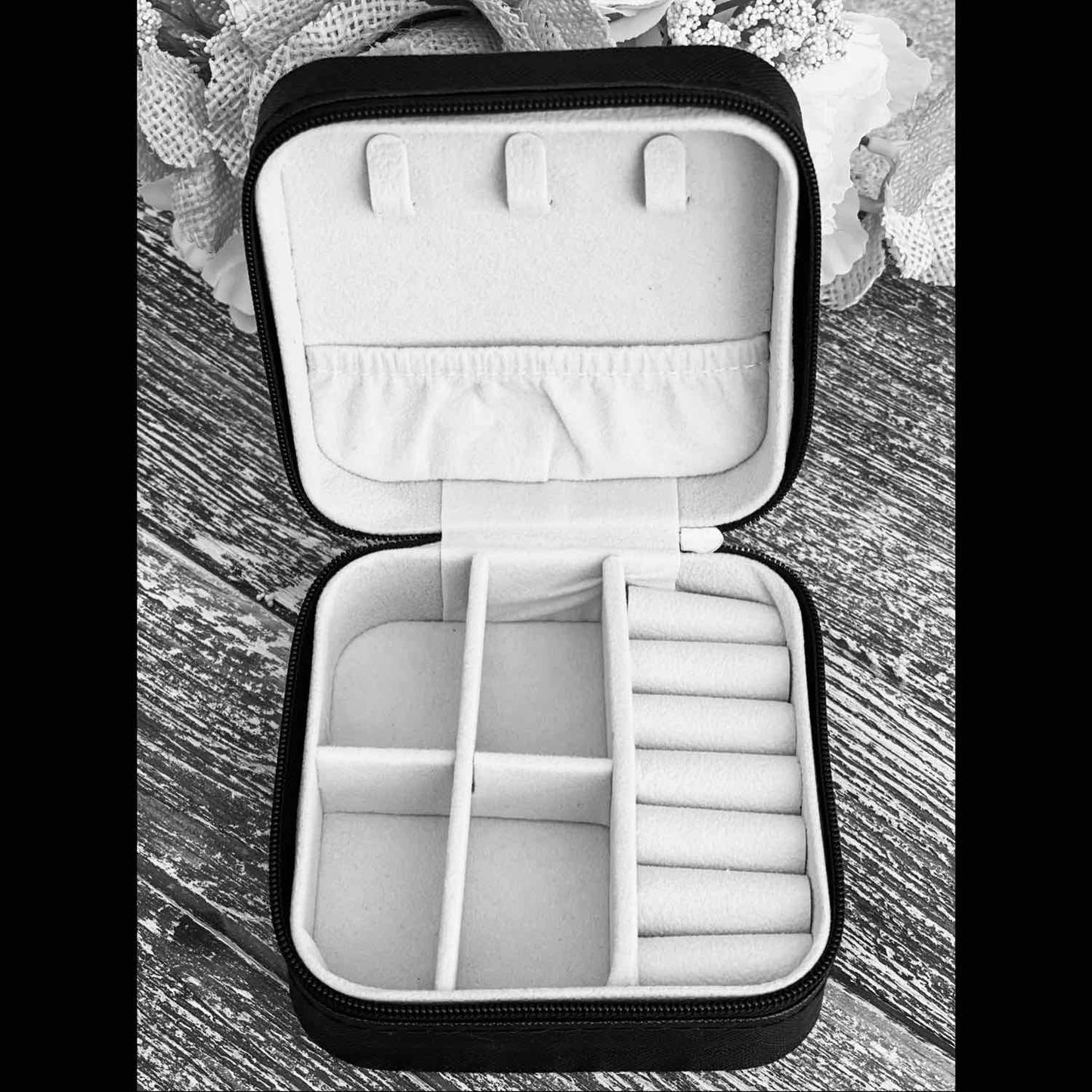 Travel Jewelry Box - Tan