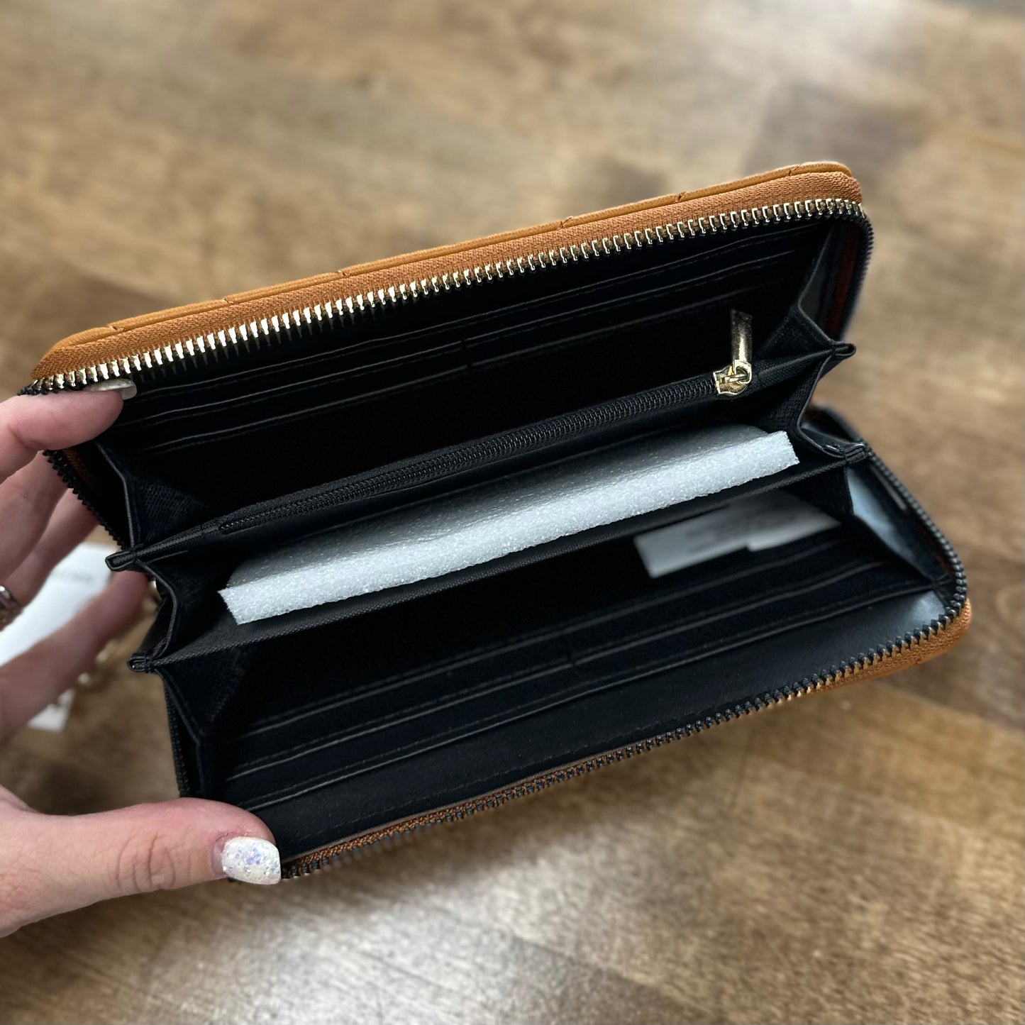 Zippered Wallet - Camel