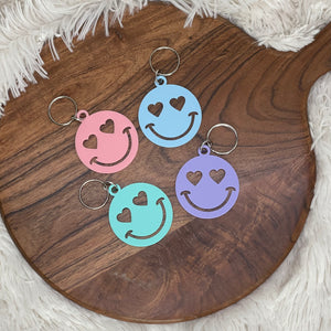 Heart Eyes - Smiley Face Keychain